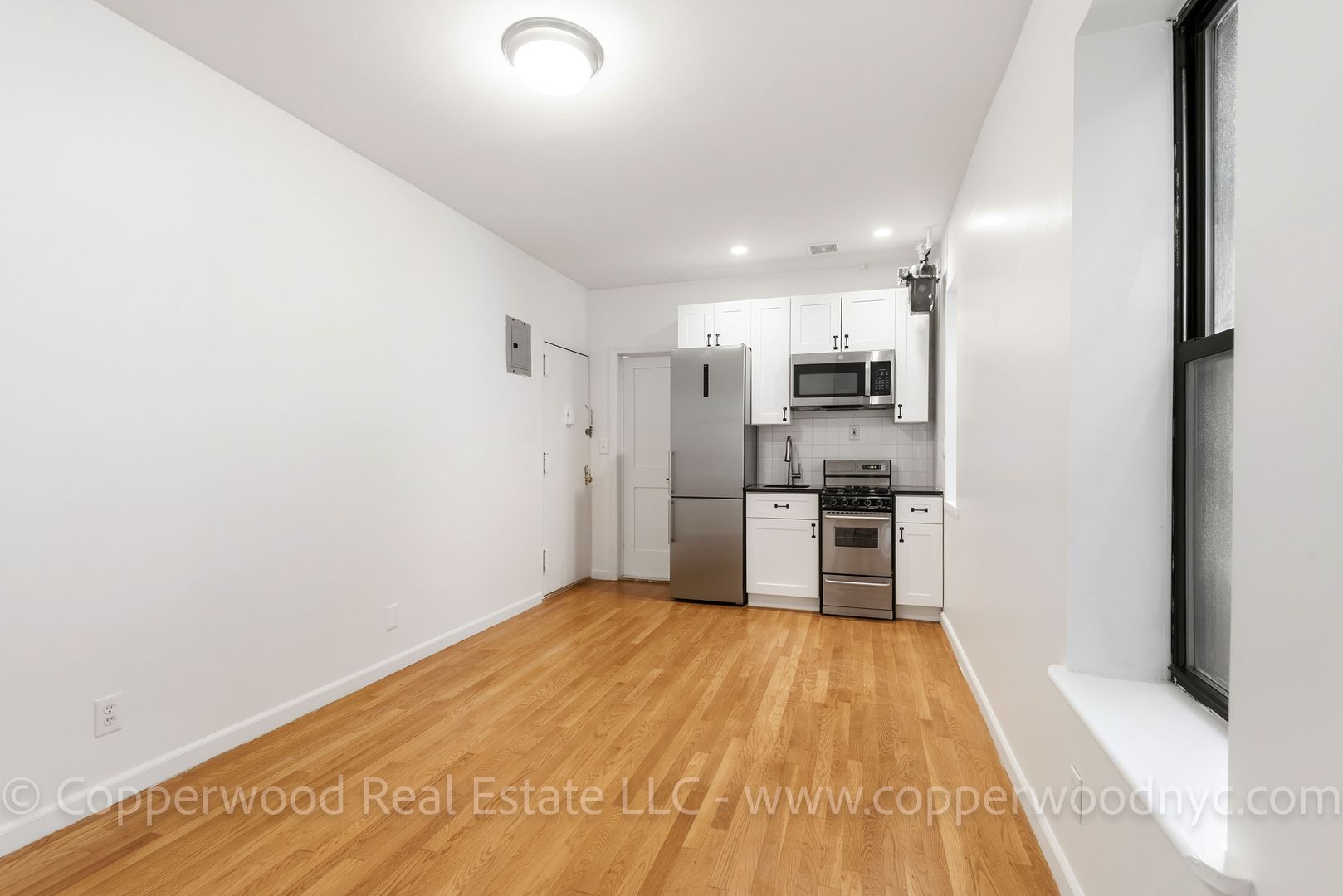 New York City Apartment: 444 East 81st St