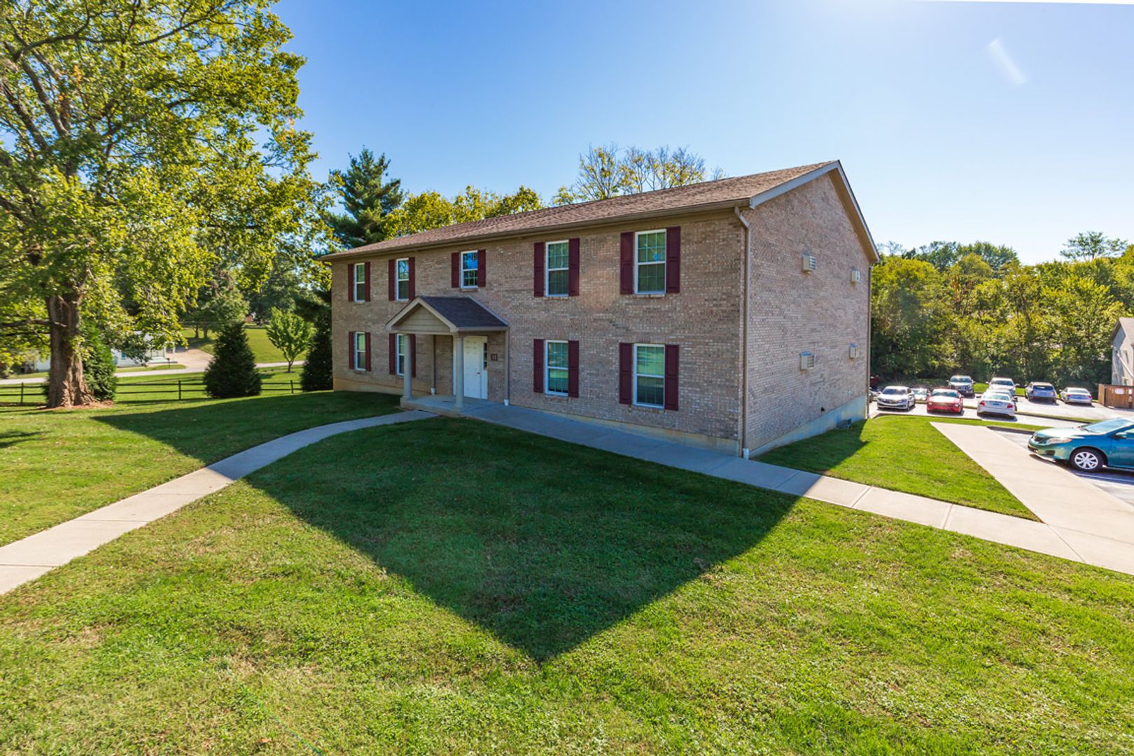 Walton Apartment: 18 & 24 Old Stephenson Mill Road