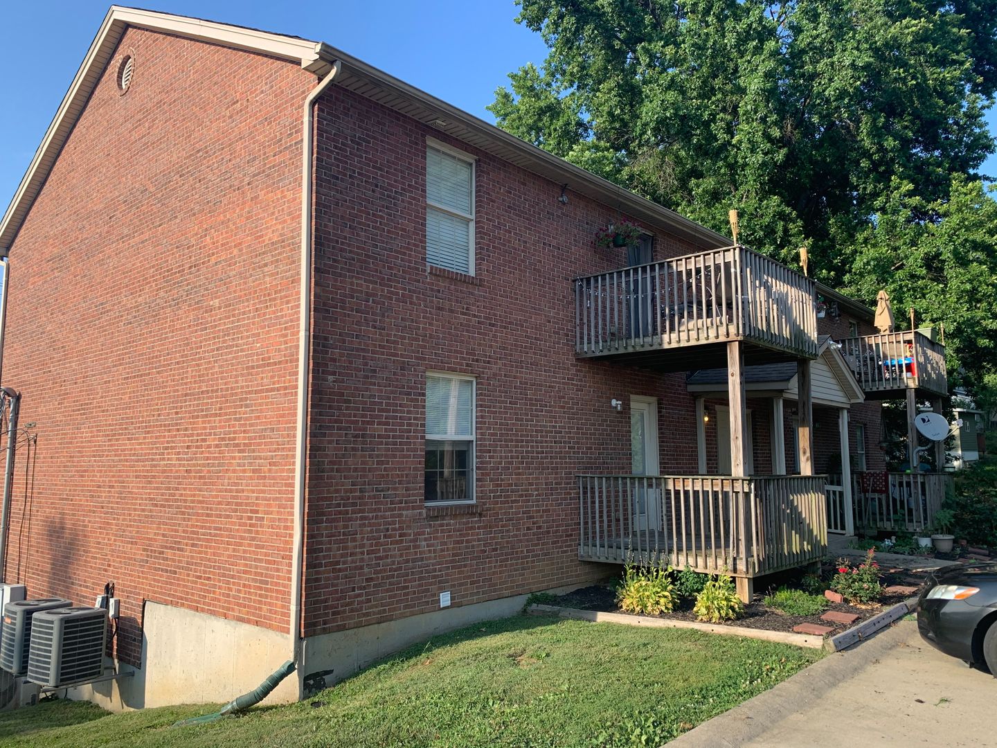 Dry Ridge Apartment: 23-27 Warsaw Avenue