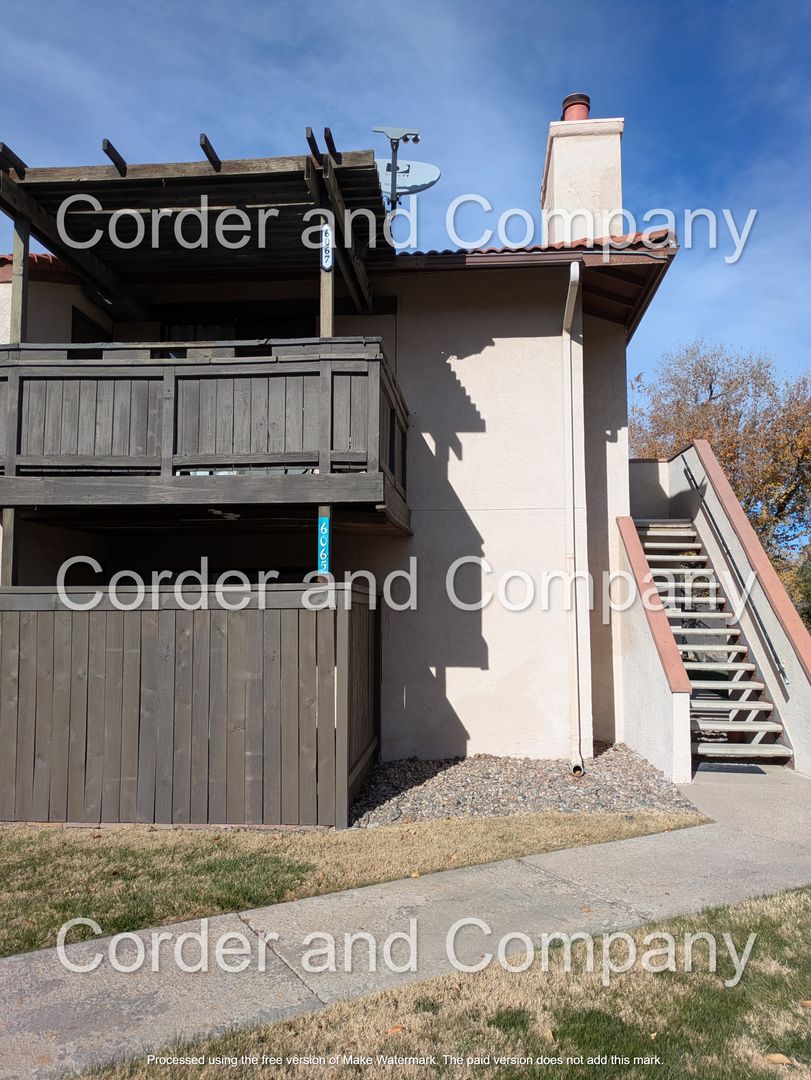 Albuquerque Condo: 6065 McKinney NE