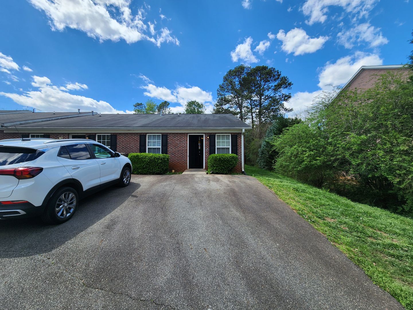 Cartersville Apartment: 101 Evergreen Trail