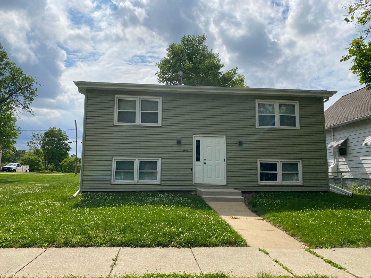 1110 McLean