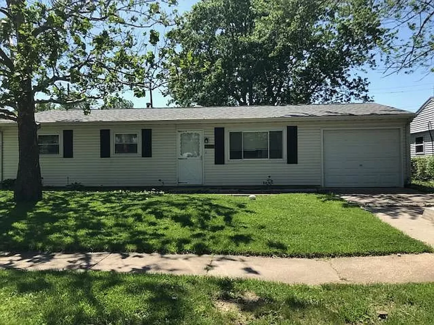 Bloomington House: 1206 Mt. Vernon