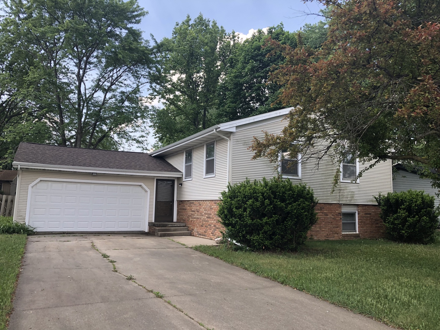 4-Bedroom, 2-Bath in Normal