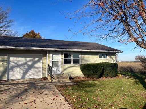 Move in Ready! 2 Bedroom 1 Bath