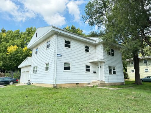 3 Bed 1 Bath Rental at 1007 Samantha, Normal, IL – photo 1