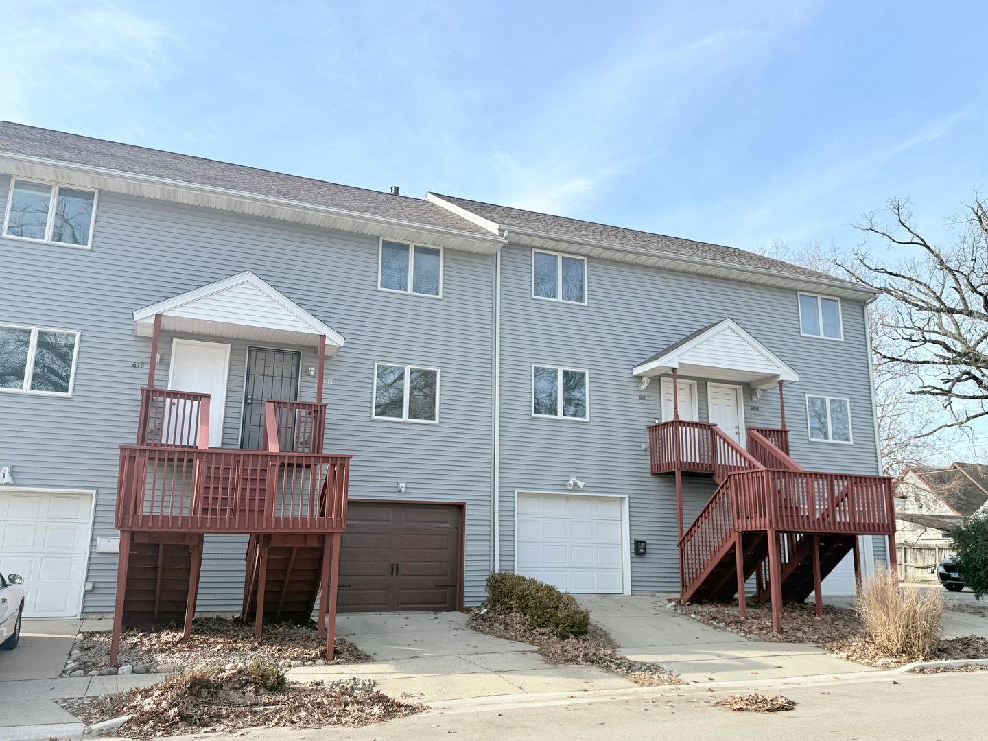 Bloomington Townhome: 615 S. McLean