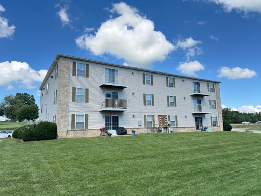 Spacious 2-Bed, 2-Bath with Modern Features – photo 1