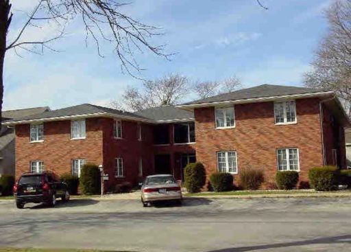 2 Bed 1 Bath Rental at 115 W. John St., Unit 7, Forrest, IL – photo 1