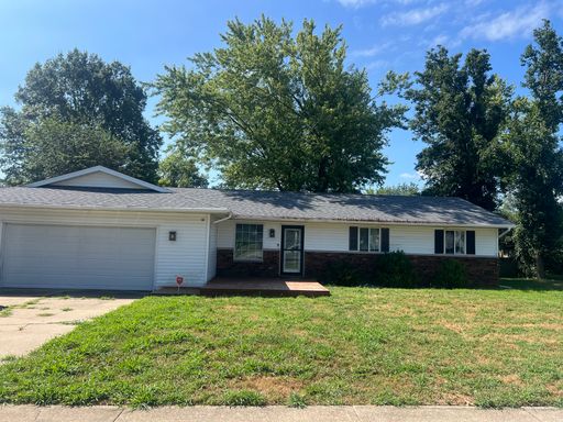 3 Bedroom 2 Bath Chatham! – photo 1
