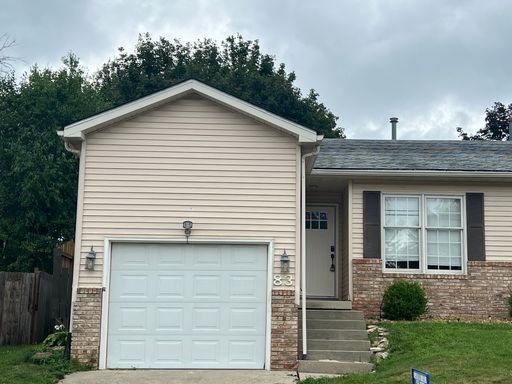 2 Bed 1.5 Bath Rental at 83 Amherst, Springfield, IL – photo 1