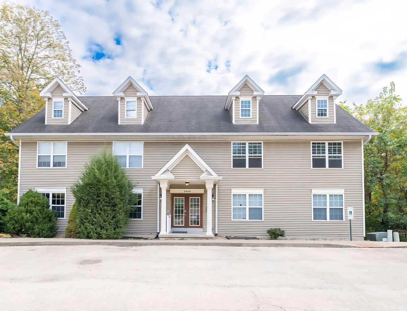 Peoria House: 3444 W Dorcherster Ridge