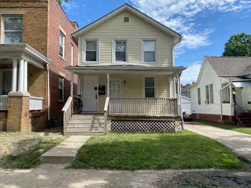 Updated One Bedroom Near Downtown With Water Paid! – photo 1