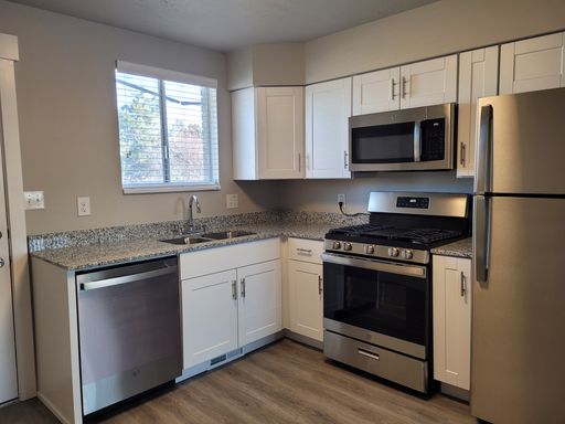 1 MONTH FREE - Renovated 2 Bedroom West Jordan – photo 1
