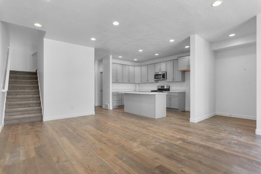 MOVE-IN NOW FOR $5,000 OFF: Brand New 4-bed, 3.5-bath Ivory Townhome – photo 1