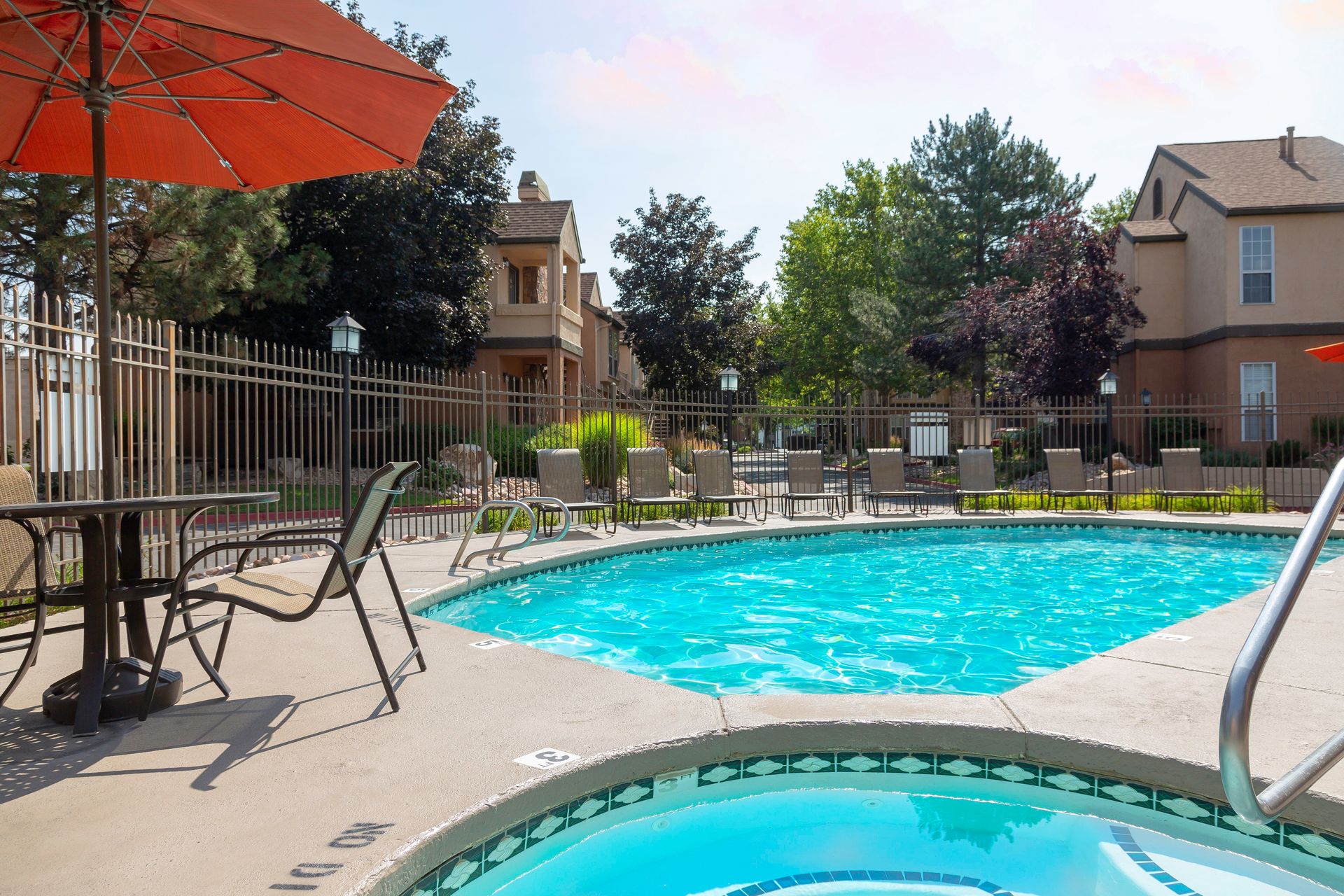 Pool at Vine Gate (5 of 5)