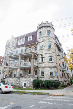 Three Bedroom Apartment University City / Clark Park – photo 1