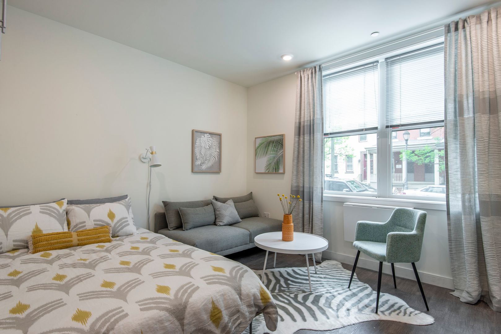Philadelphia Apartment: 400 S 40th St