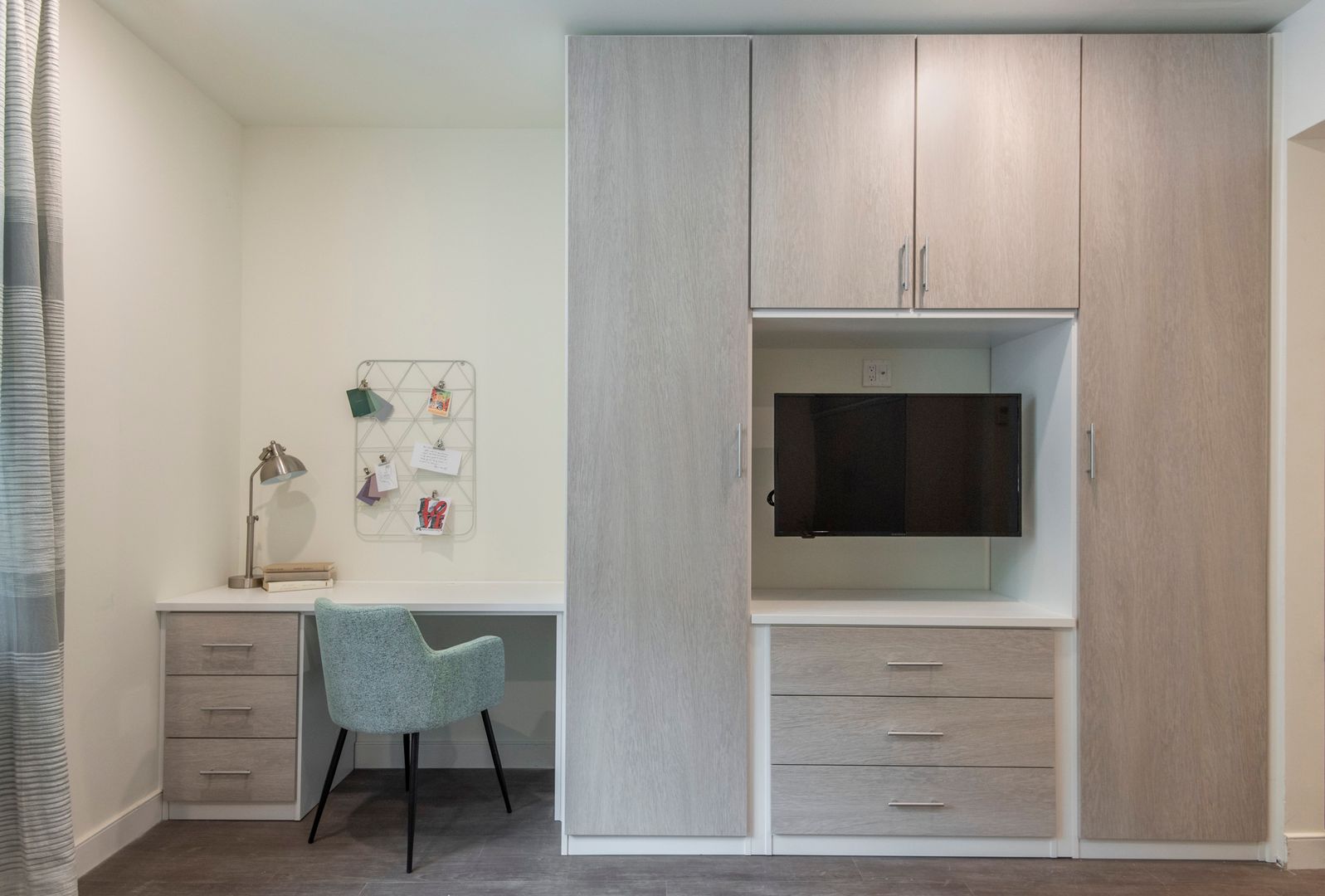 Philadelphia Apartment: 400 S 40th St