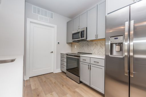 Lovely New Two Bedroom Apartment – photo 1