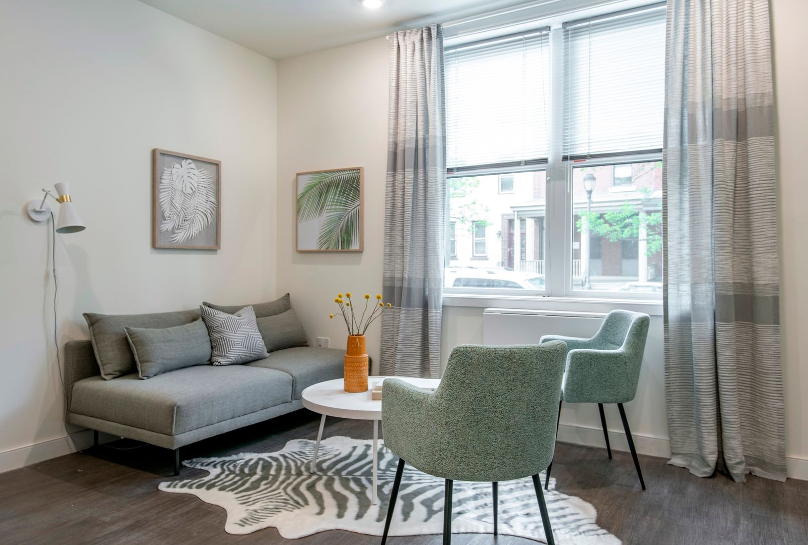 Philadelphia Apartment: 400 S 40th St