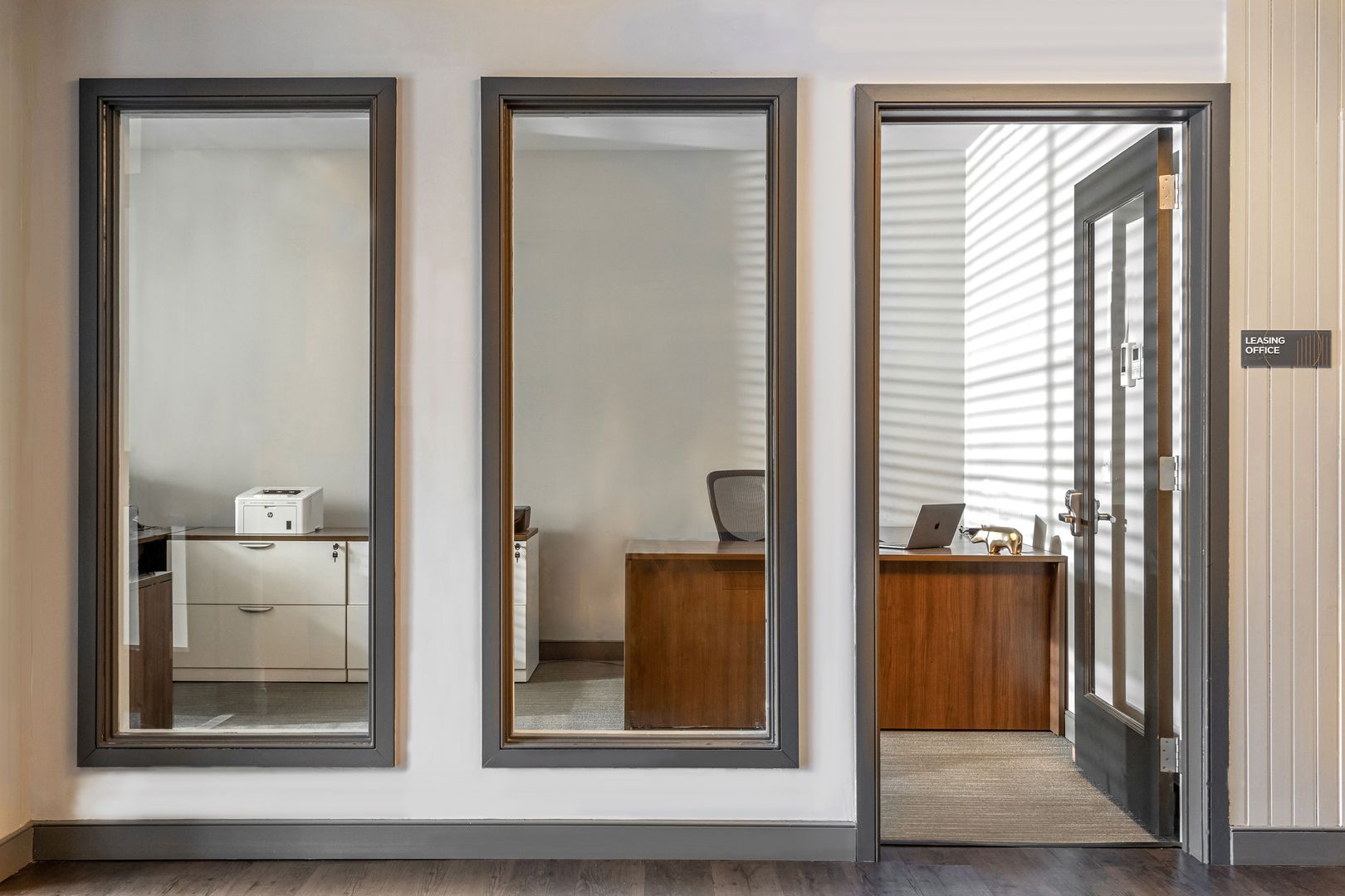 Philadelphia Apartment: 400 S 40th St