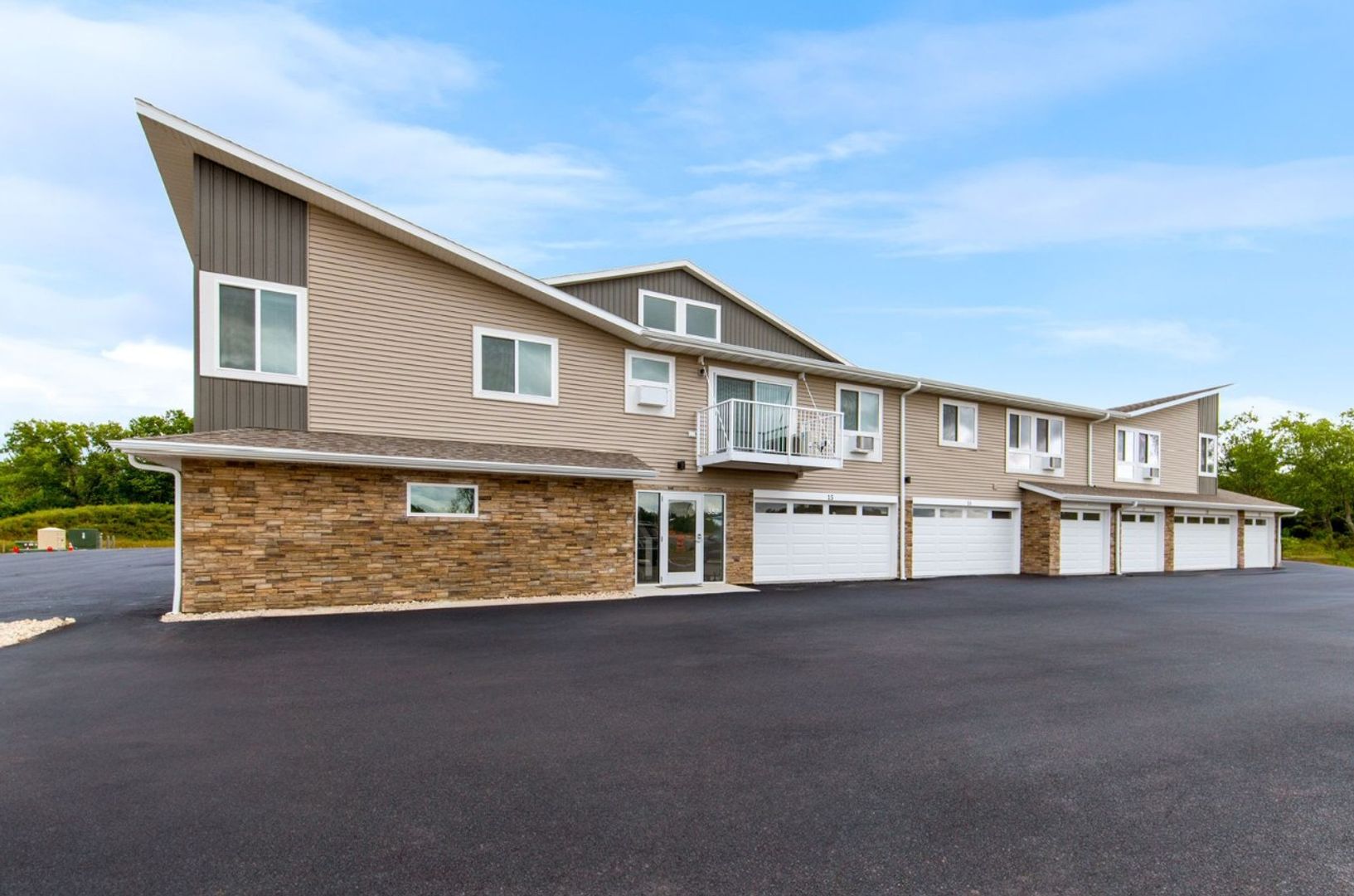 Crivitz Apartment: 352 Deschane Ave