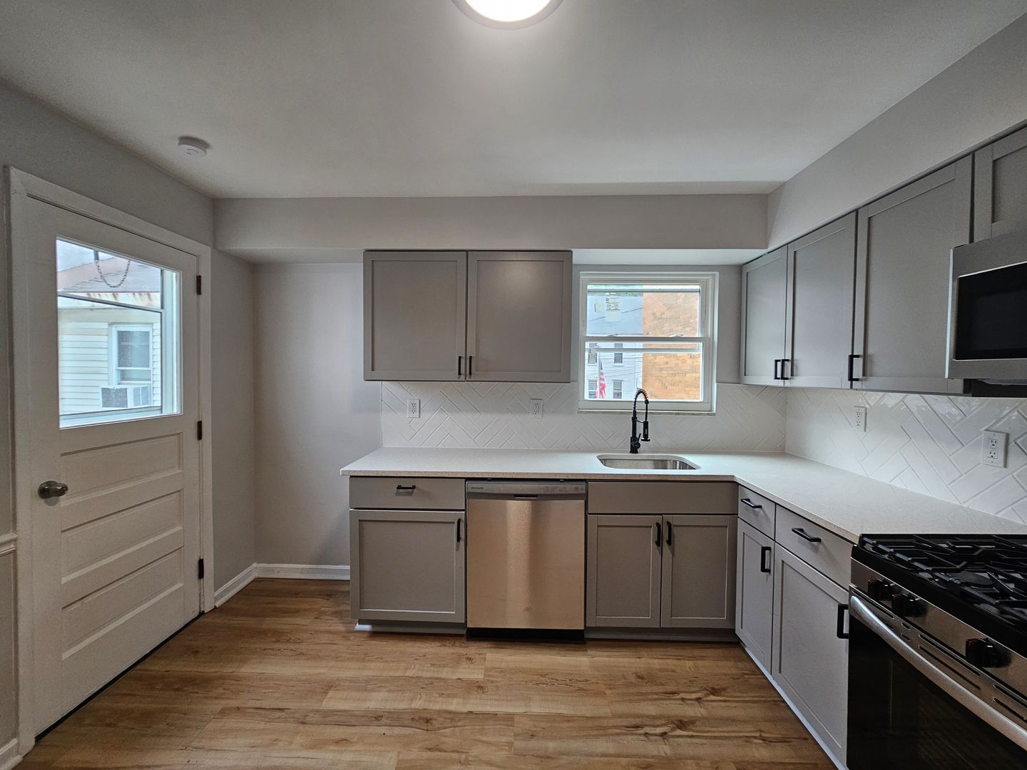 Pittsburgh House: 225 10th Street unit 2