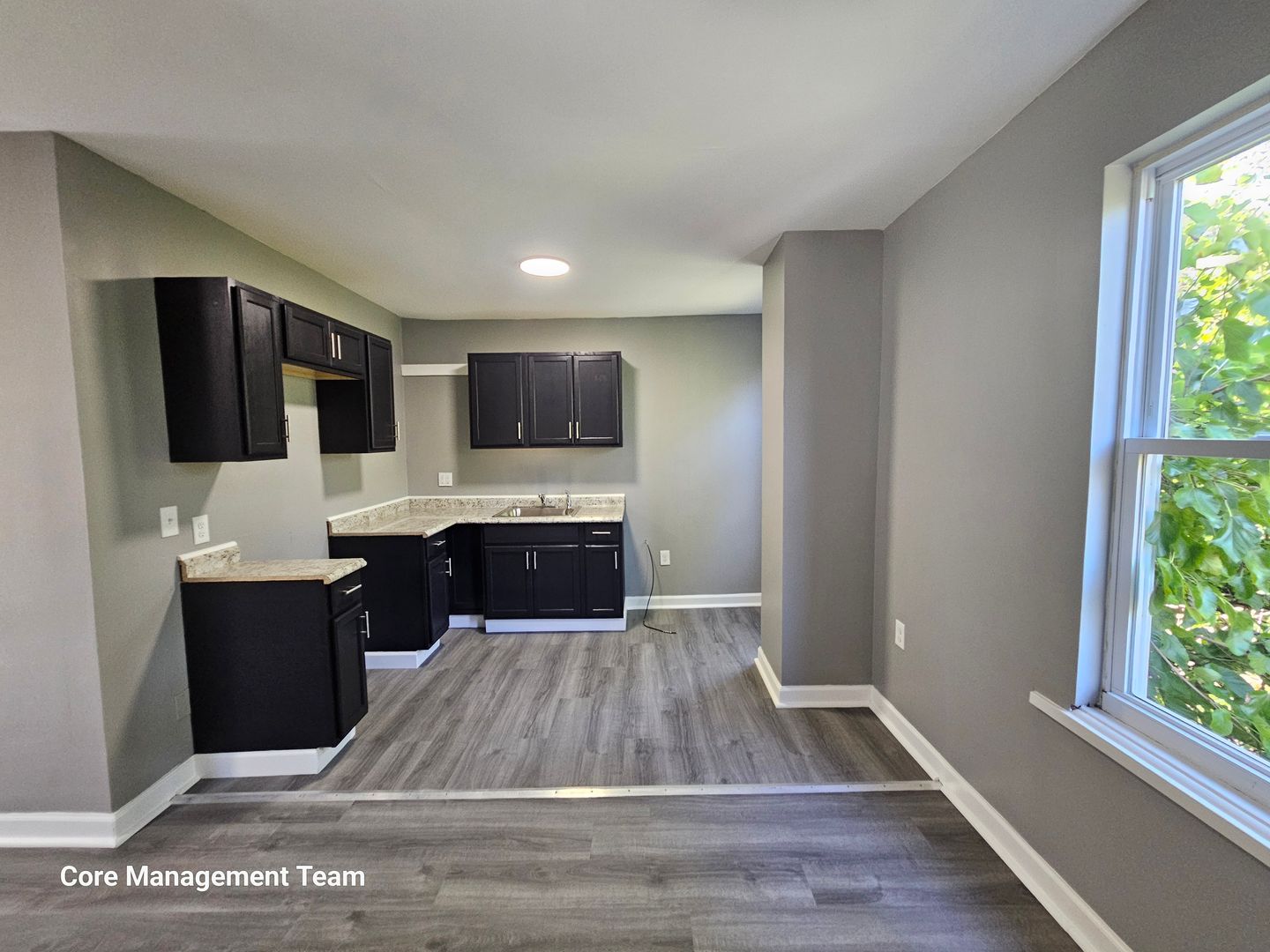 Pittsburgh House: 23 Lacona Street unit 2