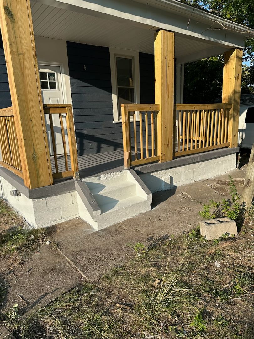 Port Vue House: 1721 Johnson Street