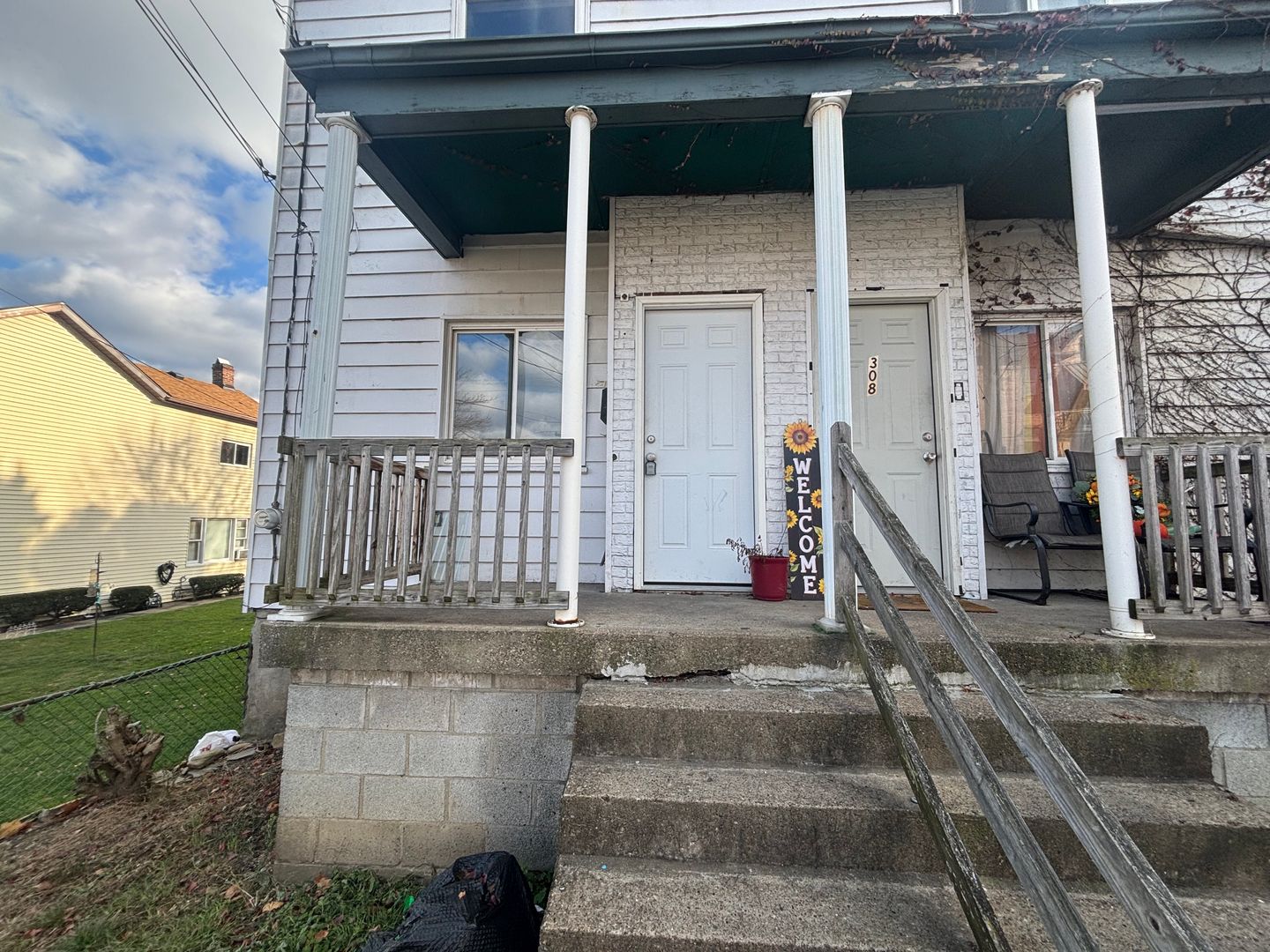 Homestead Townhome: 310 E 16th Street