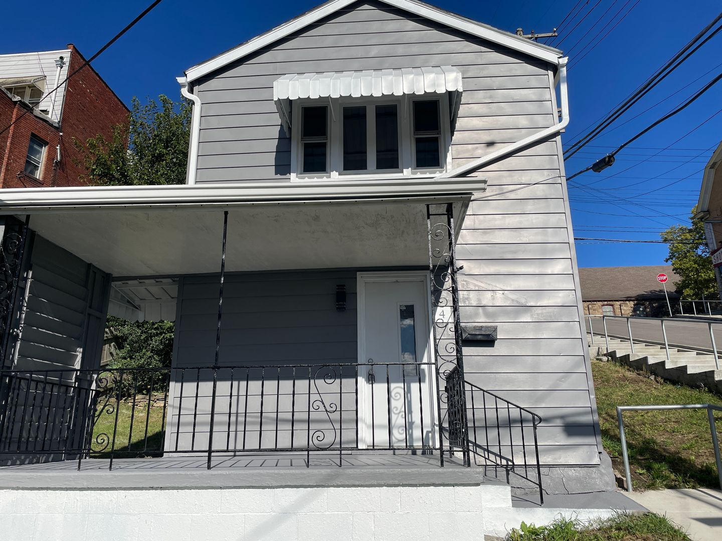 Pittsburgh House: 4 Copperfield Ave