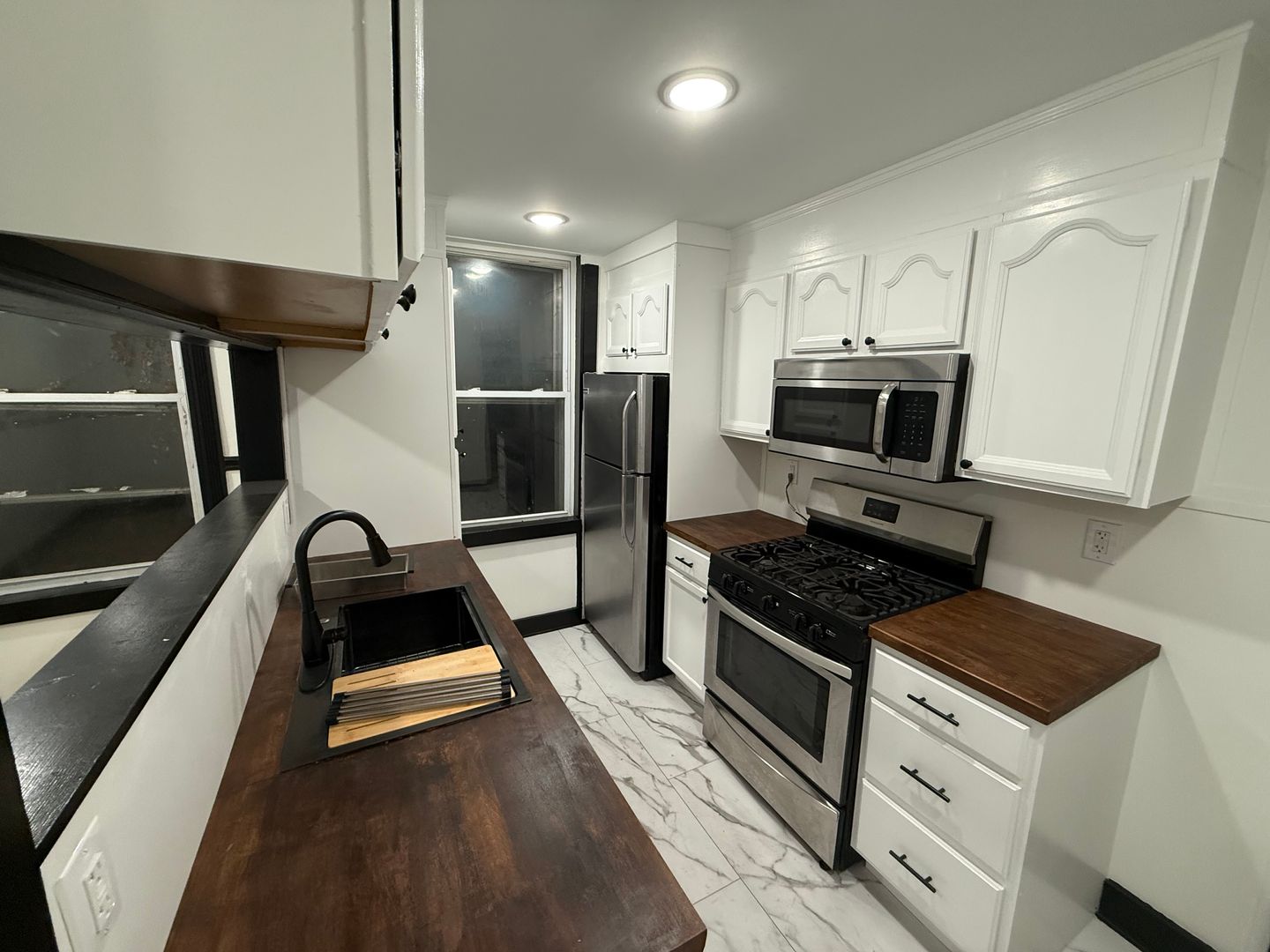 Pittsburgh House: 7 Roscoe St