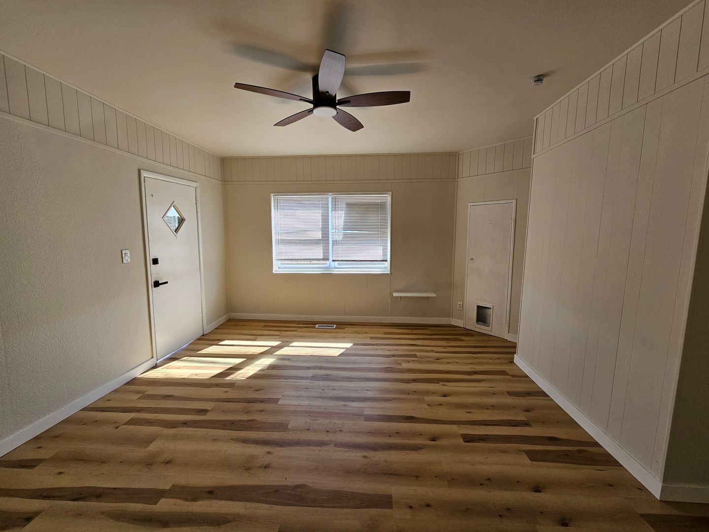 Pittsburgh House: 1332 Goettman Street unit A