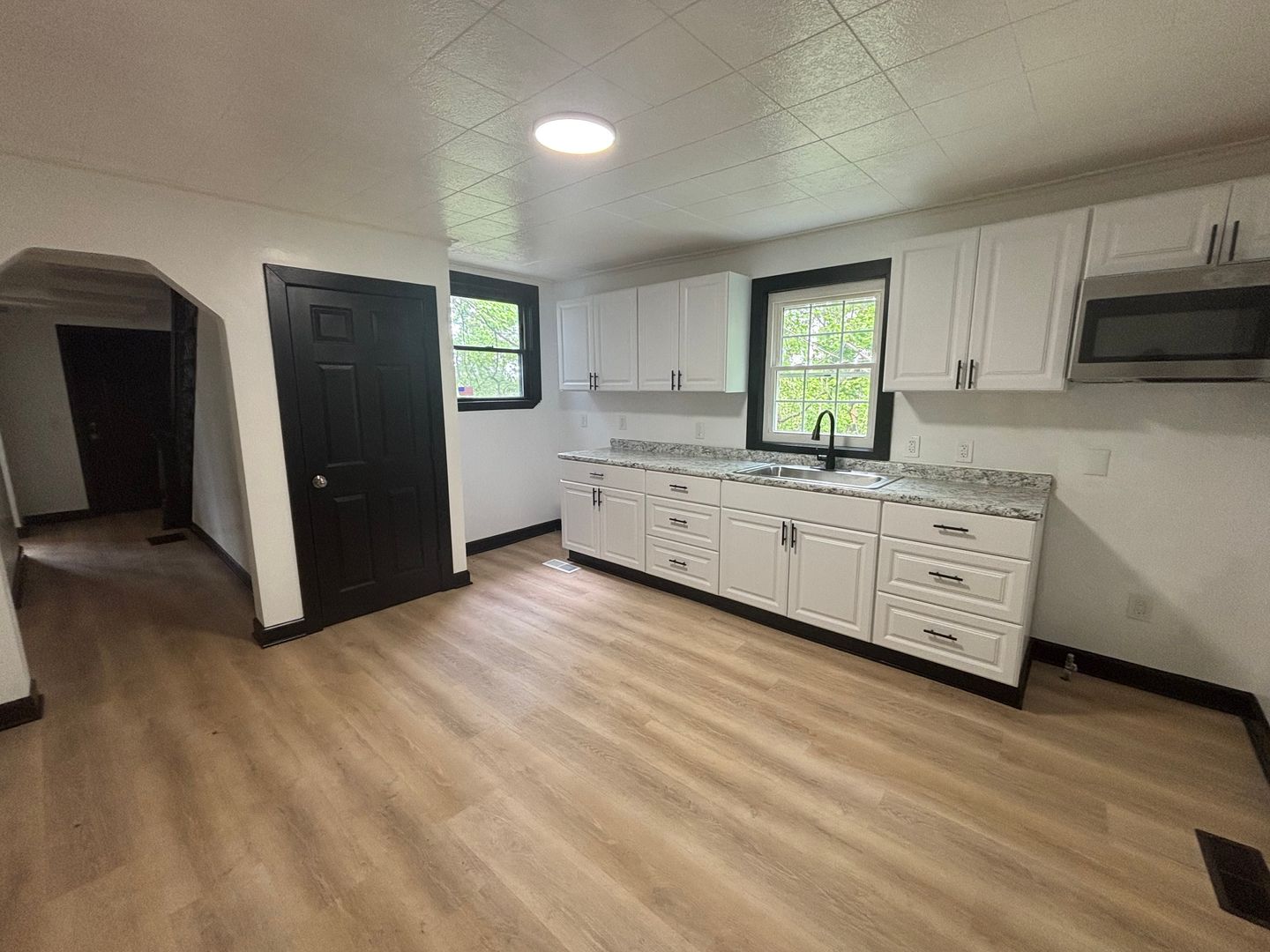 Pittsburgh House: 2470 Sunset Ave