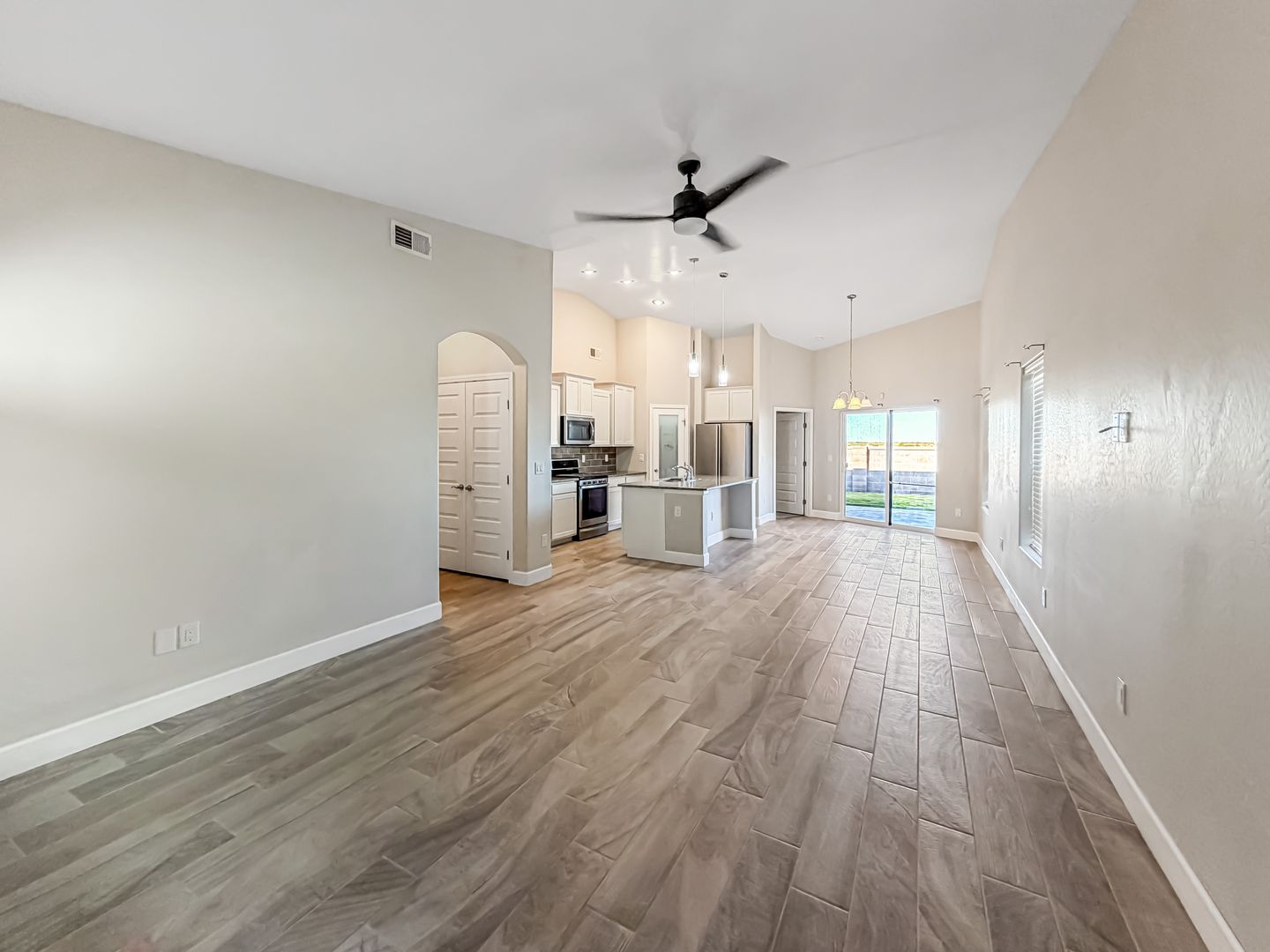 Hobbs House: 4717 Homestretch Rd.