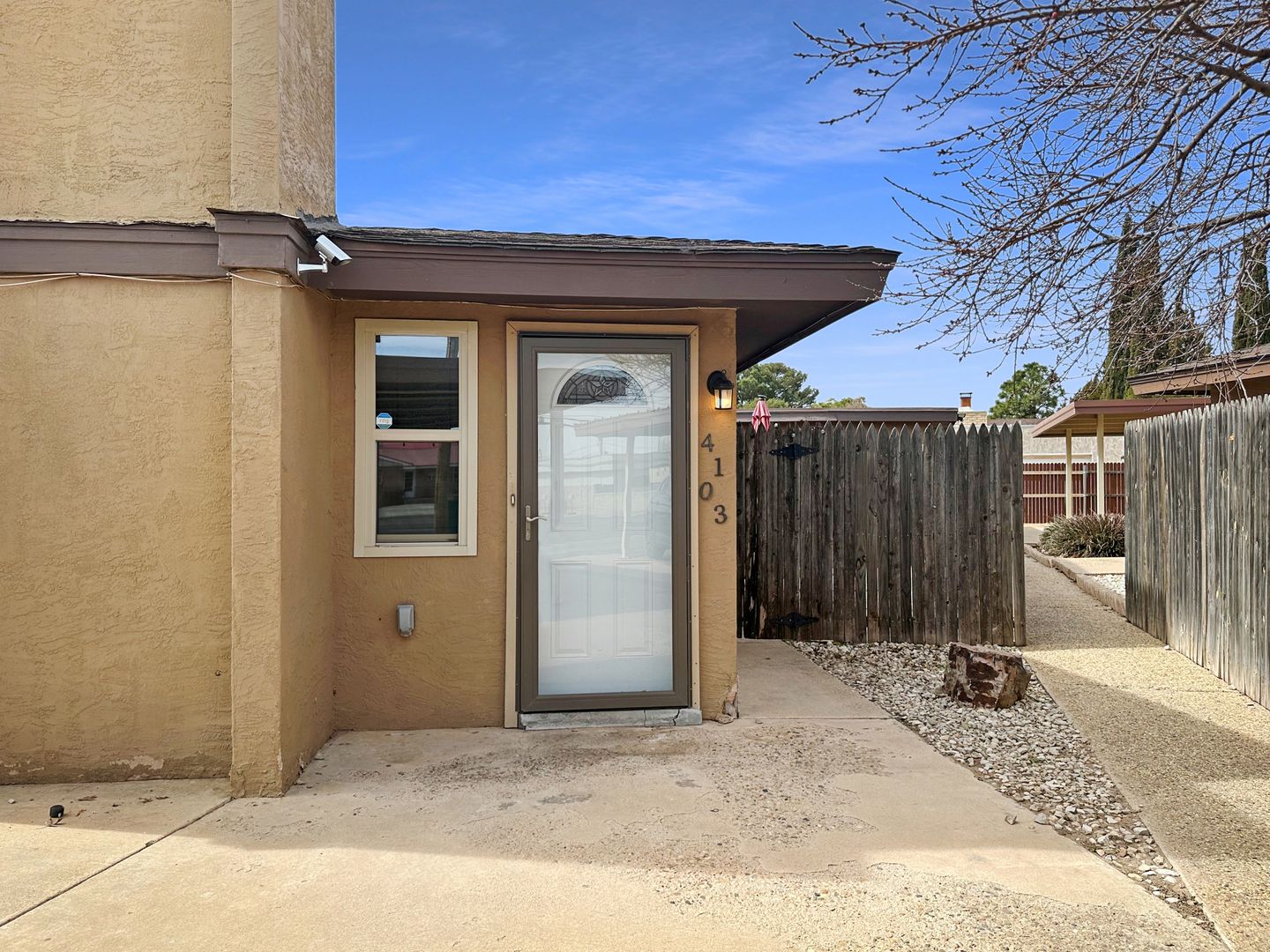 Hobbs Apartment: 4101-4107 North Grimes Street