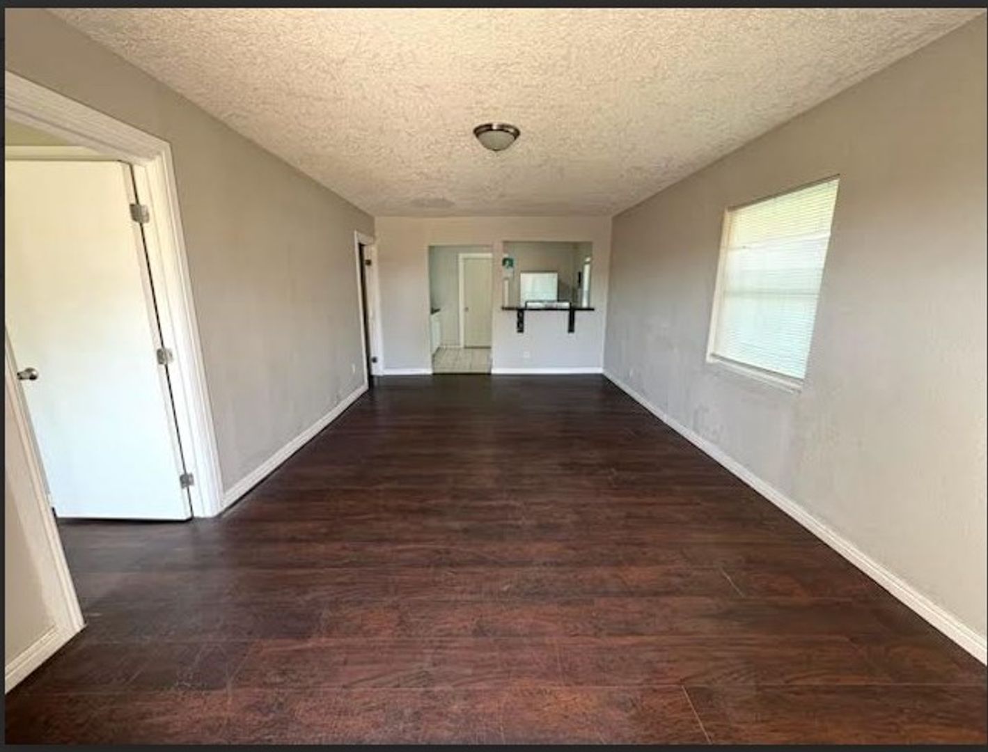 Hobbs House: 301 North Cochran Street Unit D