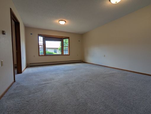 1100 Grove Street - 12, Cedar Falls, IA 50613