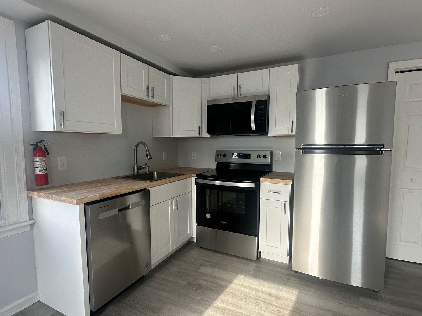 Morton Apartment: 125 Pennington Avenue