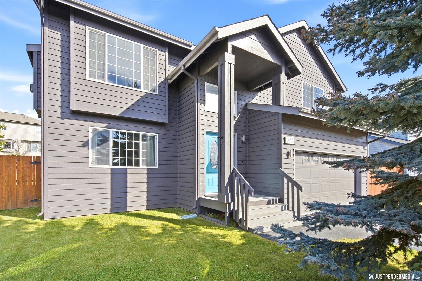 Anchorage House: 5798 Kenai Fjords Loop
