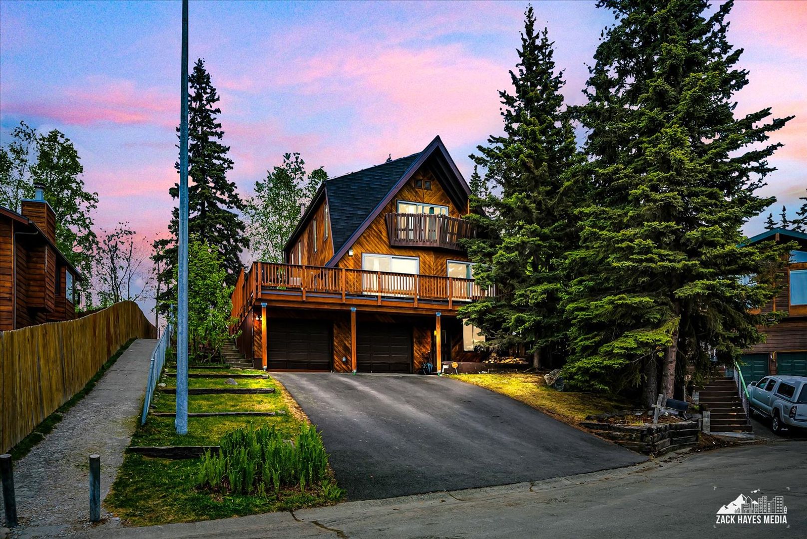 Anchorage House: 6010 Staedem Drive