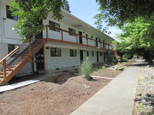Forest Grove Apartment: 2528 21st Ave,  #5