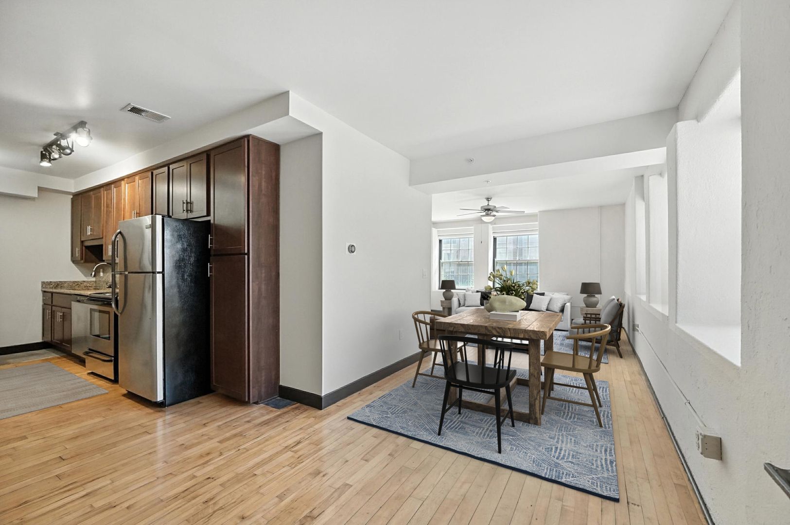 Cincinnati Apartment: 937 Windsor St