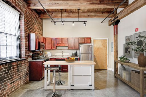Beautiful Open Concept, Two Bedroom, Two Bathroom that overlooks the entire building! – photo 1
