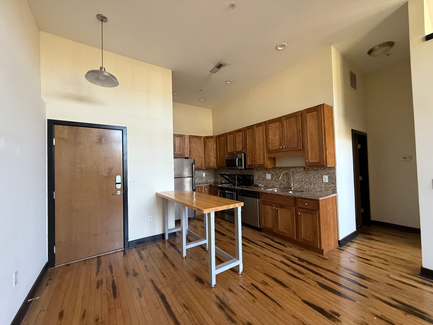 Cincinnati Apartment: 1310 Sycamore St.