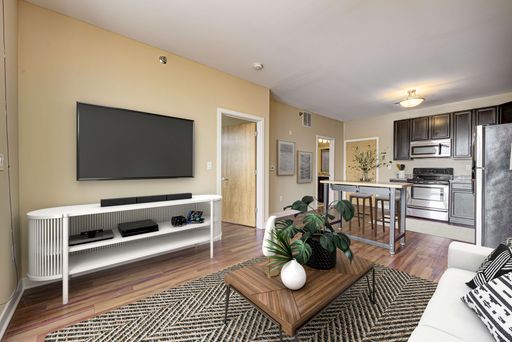FLATS- Spacious one bedroom – photo 1