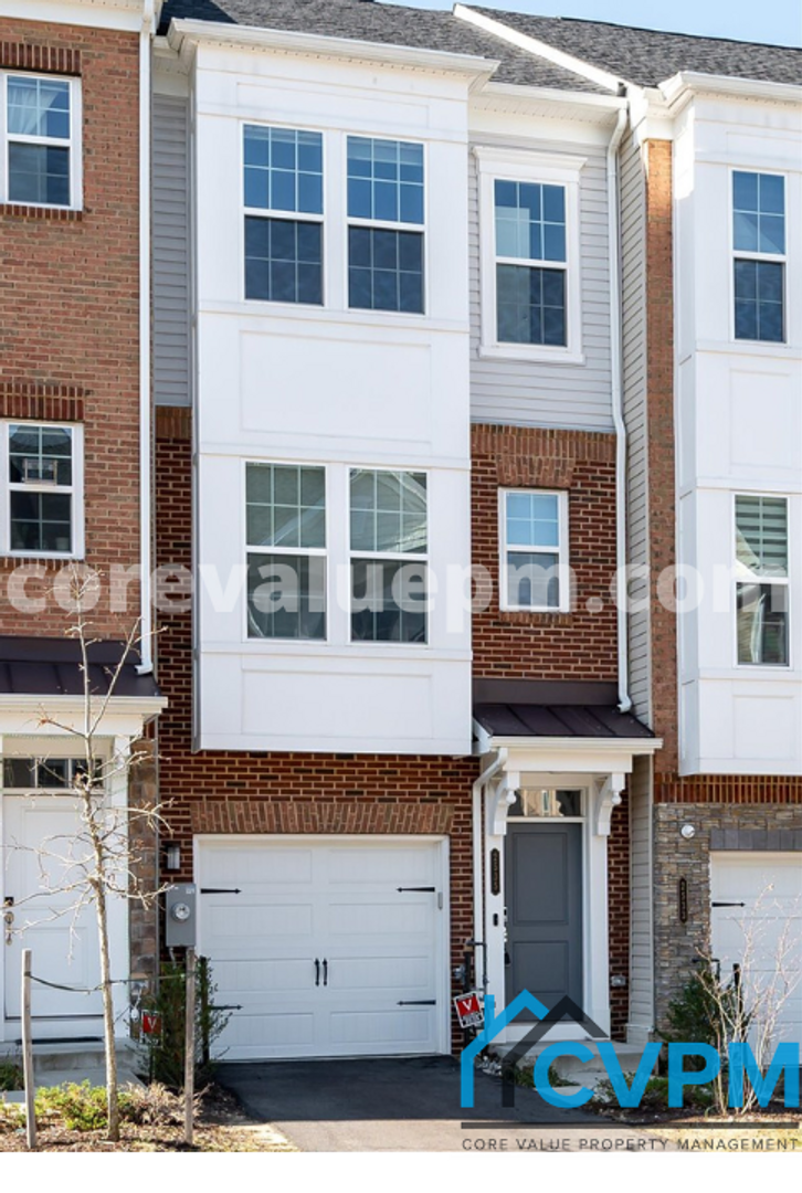 Hanover Townhome: 2535 Debert Circle