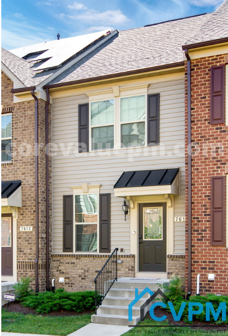 Hanover Townhome: 7610 Ironworks Way