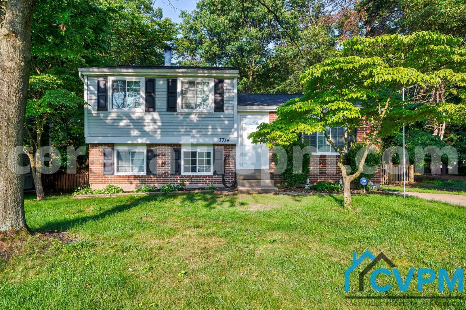 Hanover House: 7714 Baggins Rd